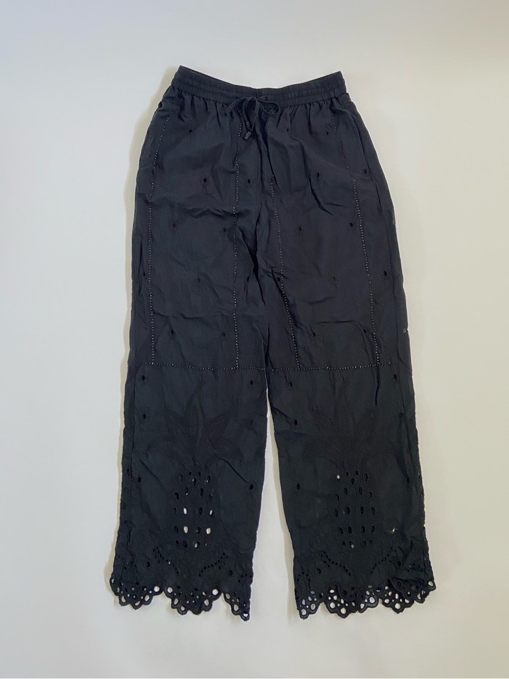 Zara Black Elastic Waist Eyelet Lightweight Pants